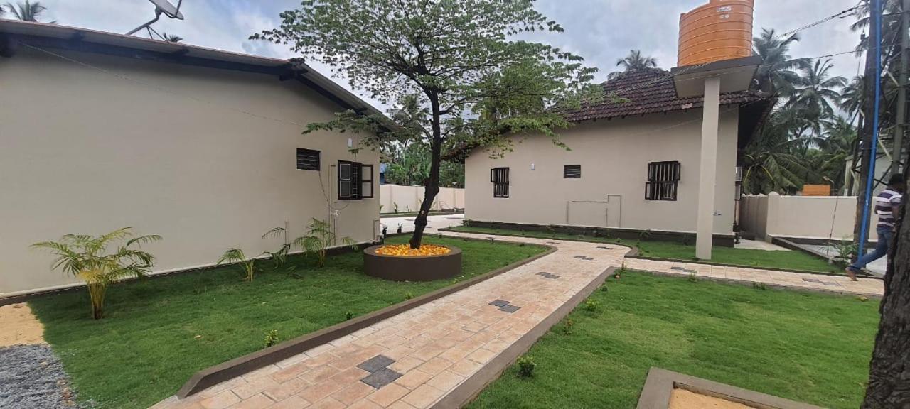 Coastal Hideoout Family Cottages Malpe Exterior photo