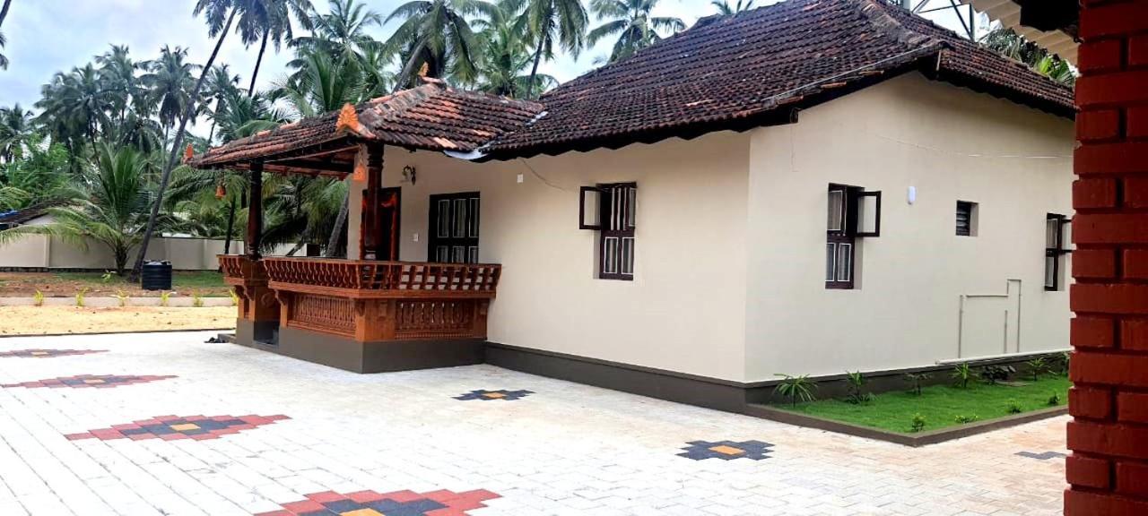 Coastal Hideoout Family Cottages Malpe Exterior photo